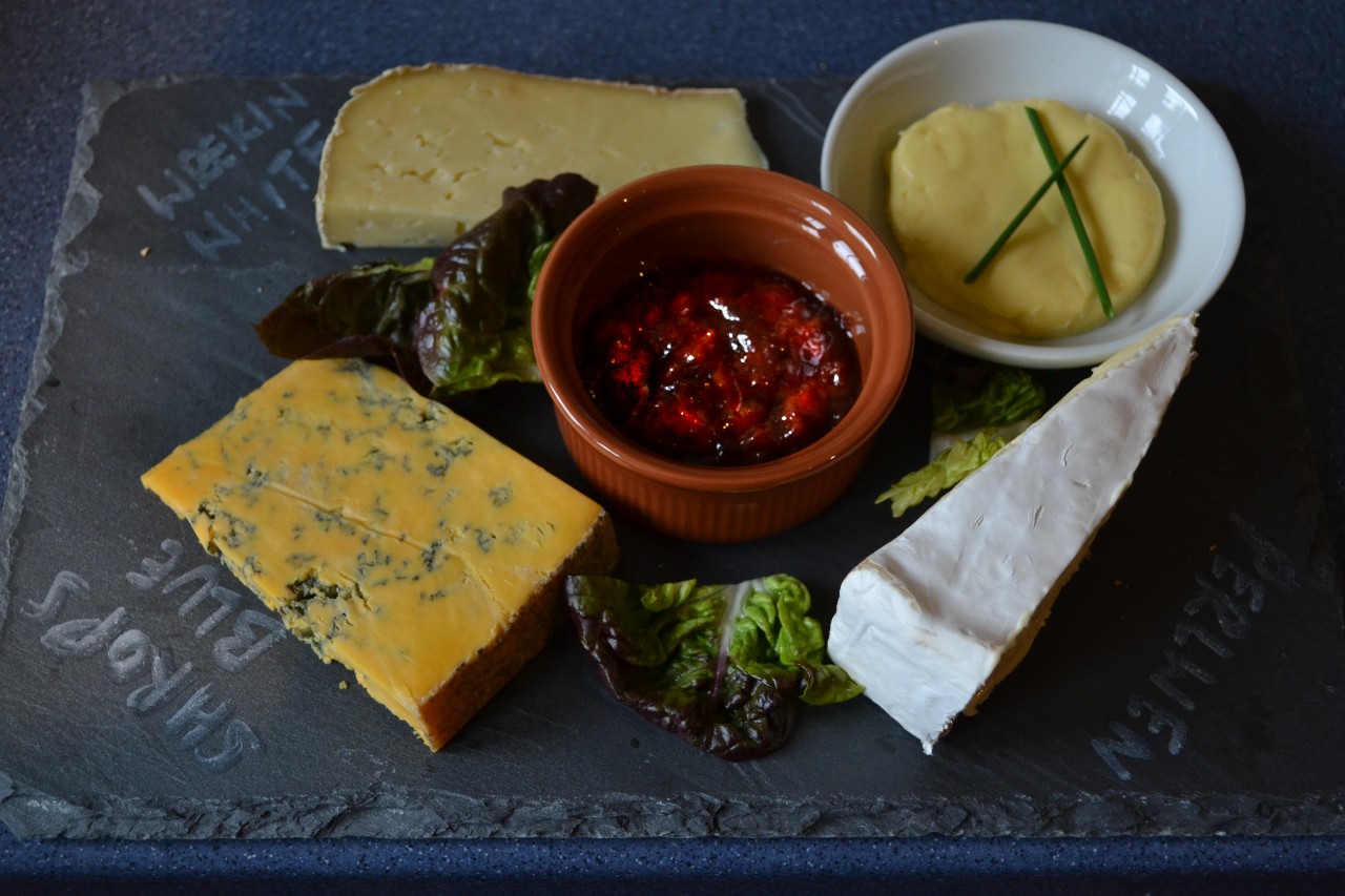 Cheese Platter with Homemade Chutney