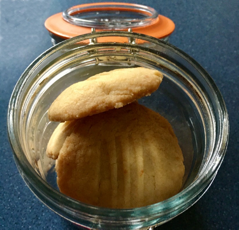 Lemon Shortbread Cookies in a jar