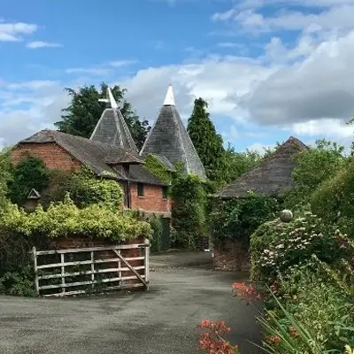 Beautiful Gardens to Visit near The School House B&B